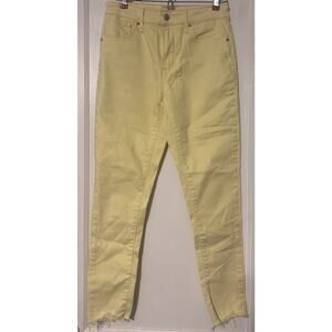 Levi’s women’s 721 high rise skinny jeans raw hem yellow size 28